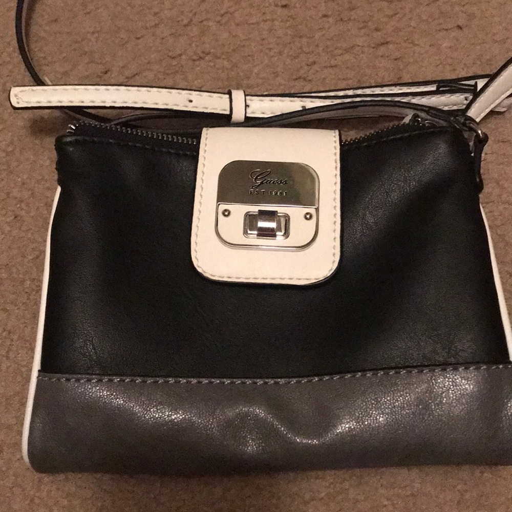 Cute bag to go out to a club or shopping